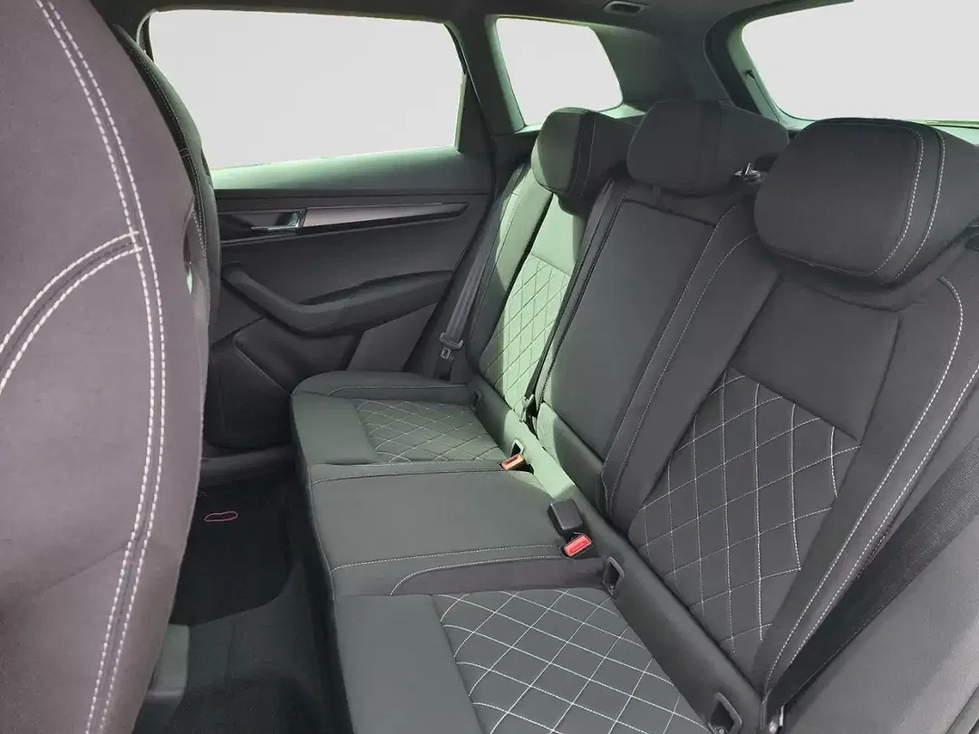 Skoda Karoq - Thumbnail 13