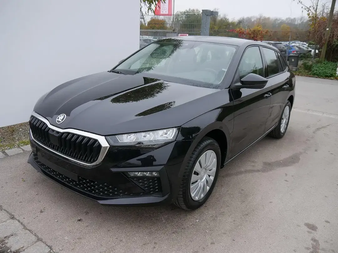 Skoda Scala - Thumbnail 2