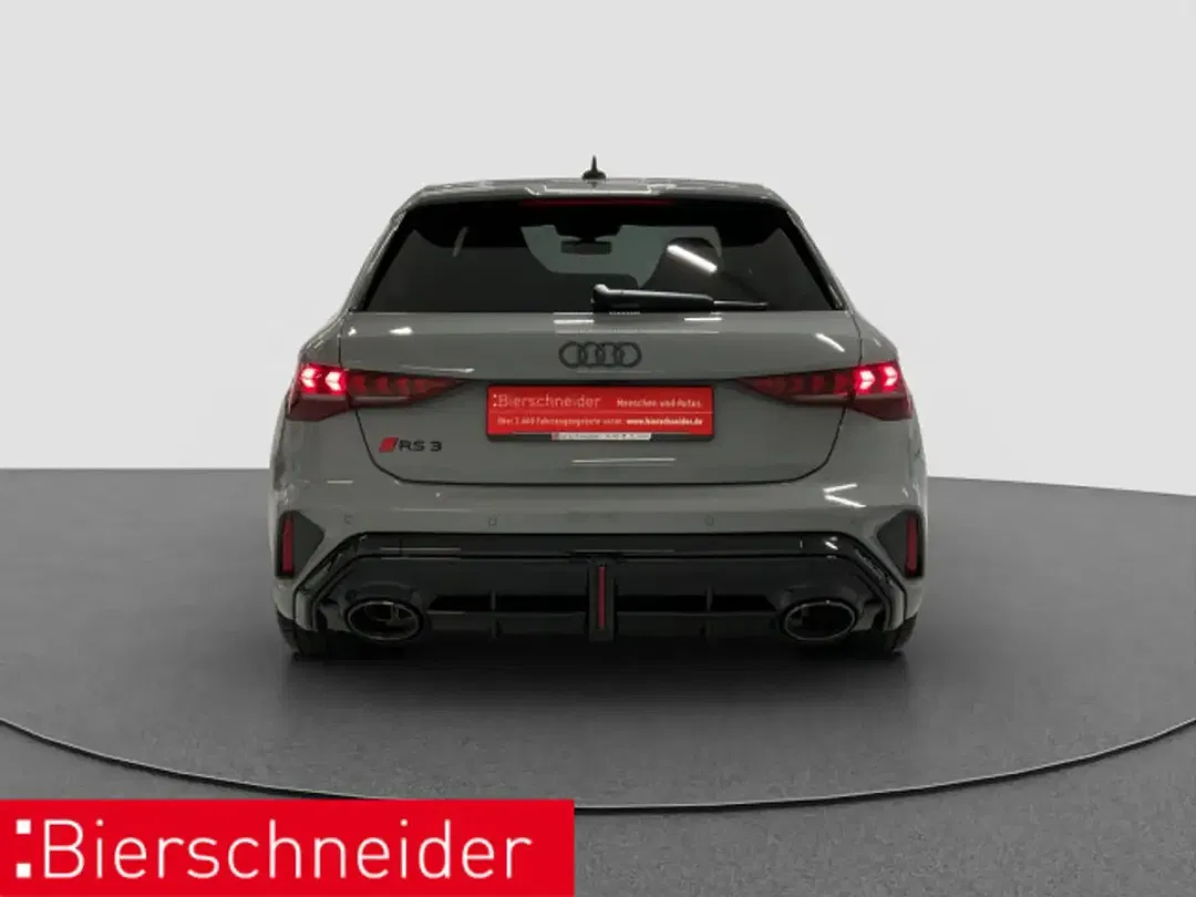 Audi RS3 - Thumbnail 4