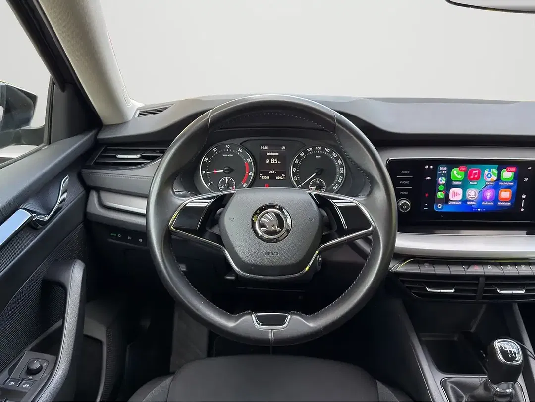 Skoda Octavia - Thumbnail 8