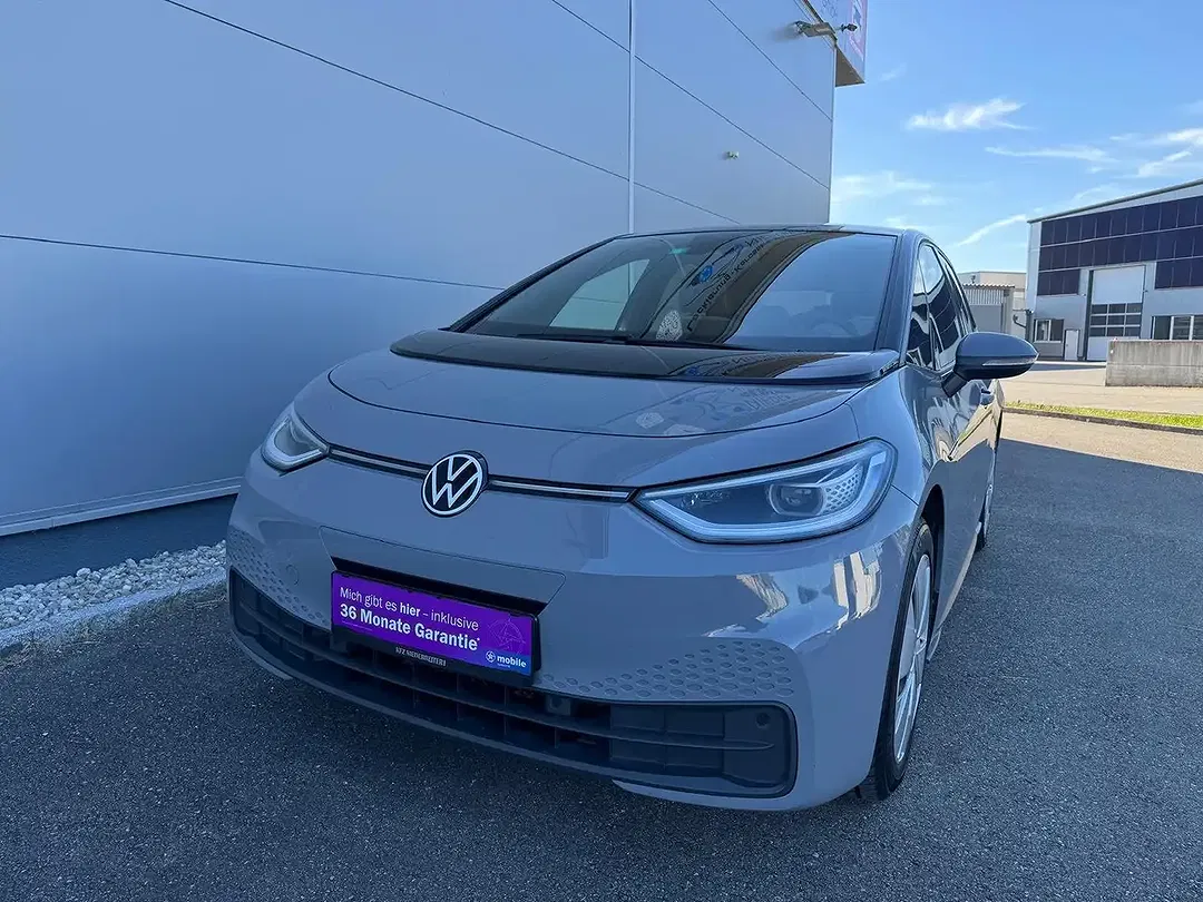 Volkswagen ID.3 - Thumbnail 3