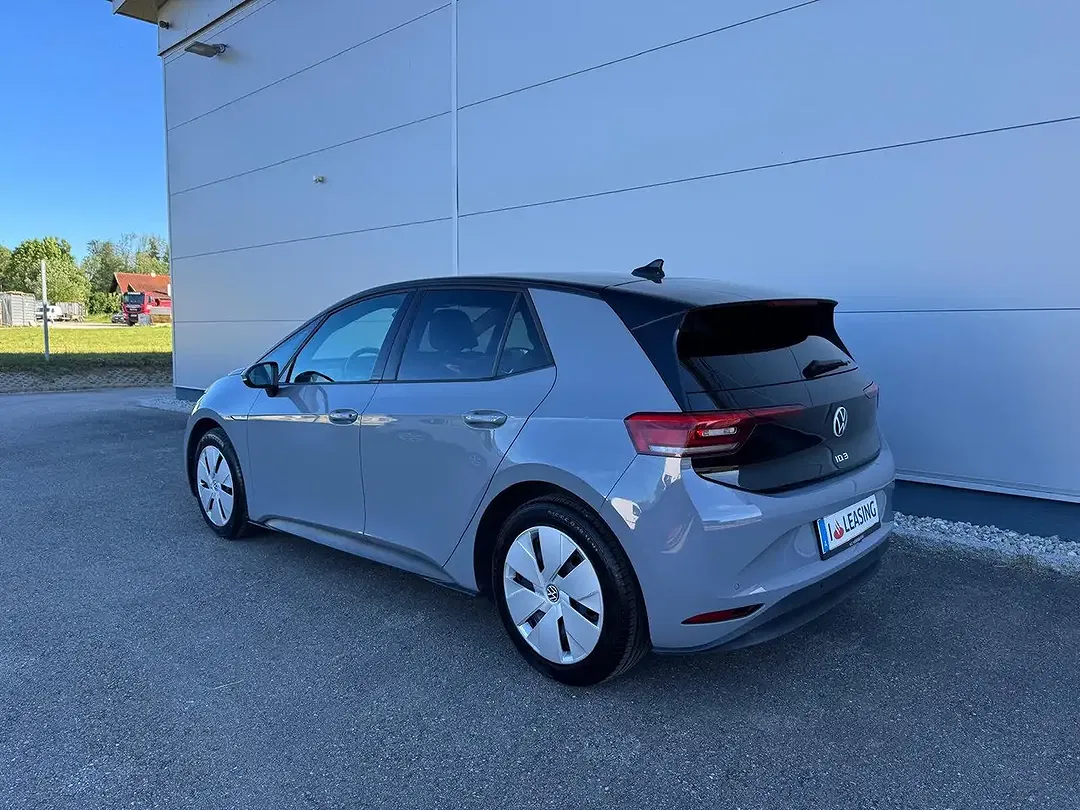 Volkswagen ID.3 - Thumbnail 5