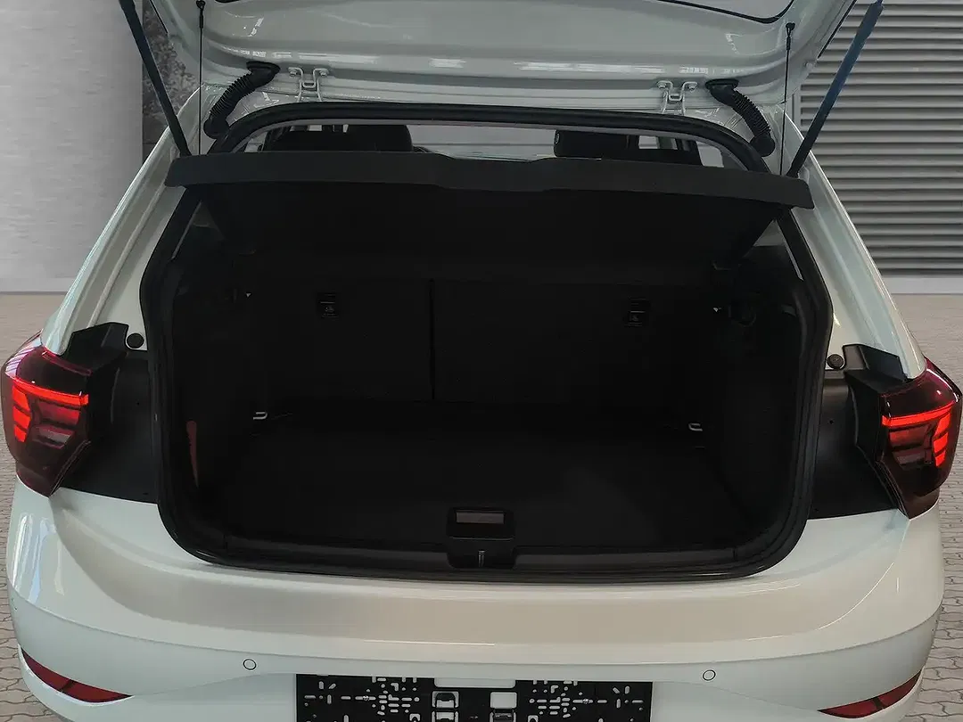Volkswagen Polo - Thumbnail 14
