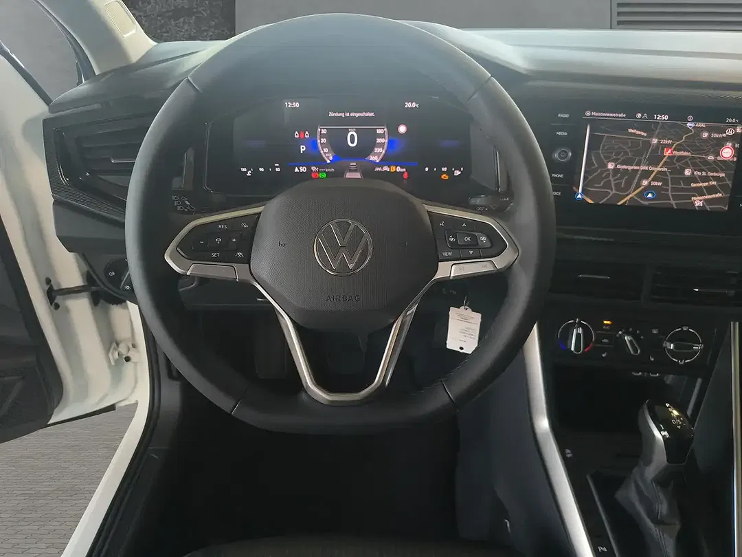 Volkswagen Polo - Thumbnail 9
