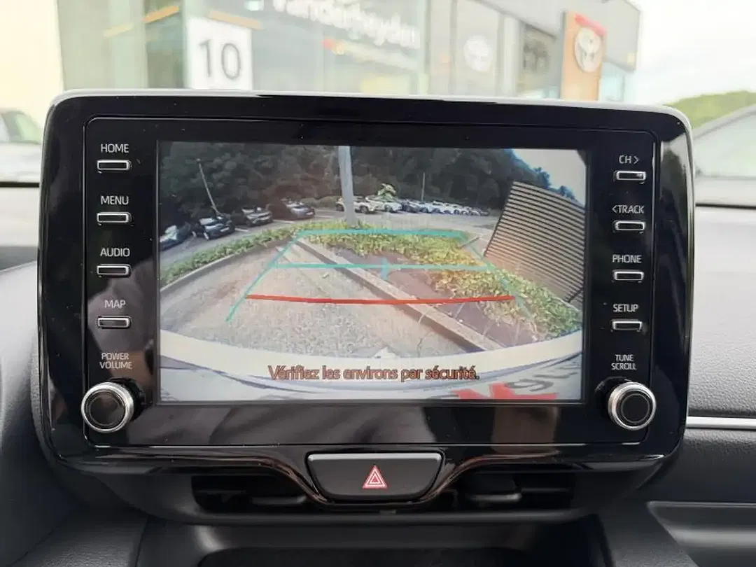 Toyota Yaris - Thumbnail 7