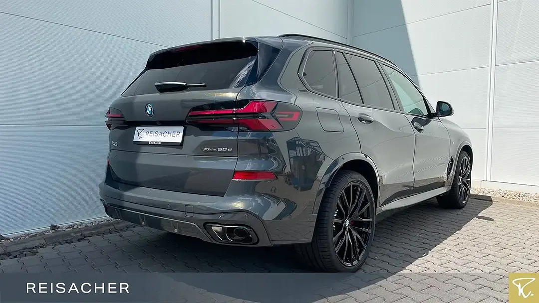 BMW X5 - Thumbnail 2