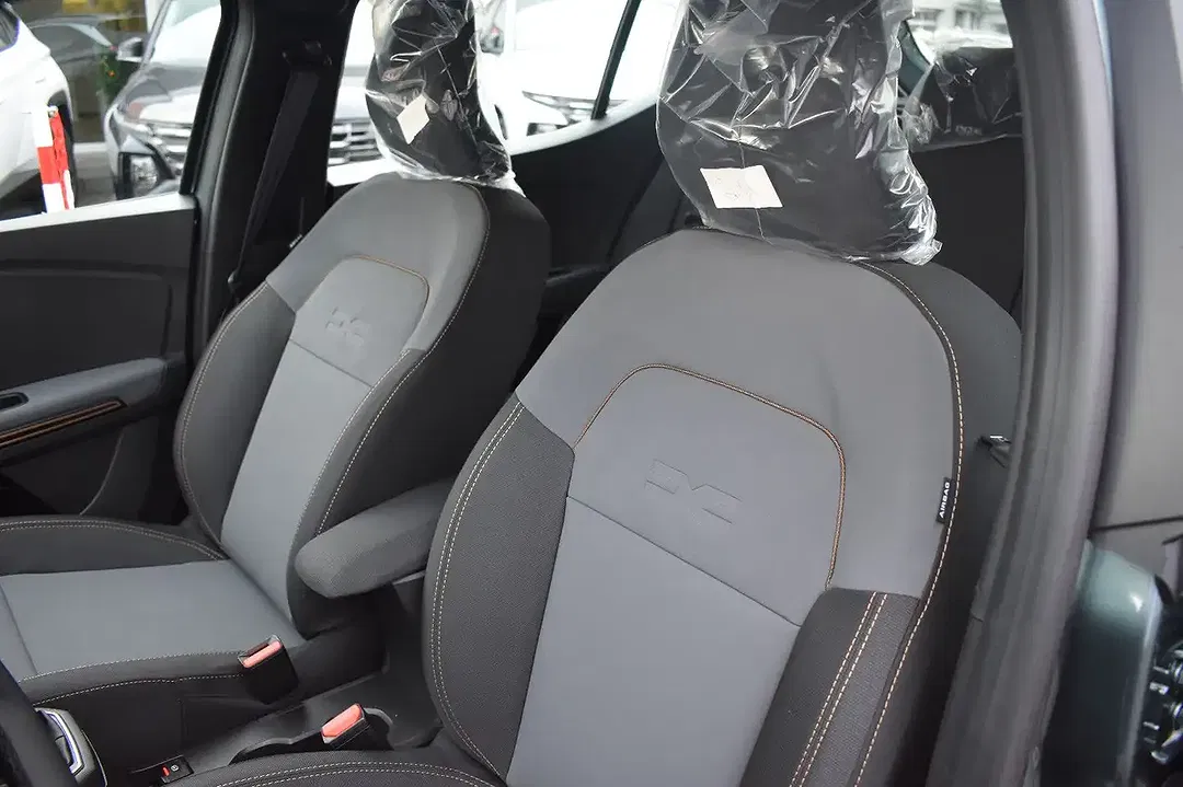 Dacia Sandero - Thumbnail 11