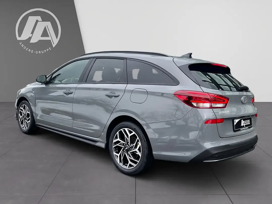Hyundai i30 - Thumbnail 1
