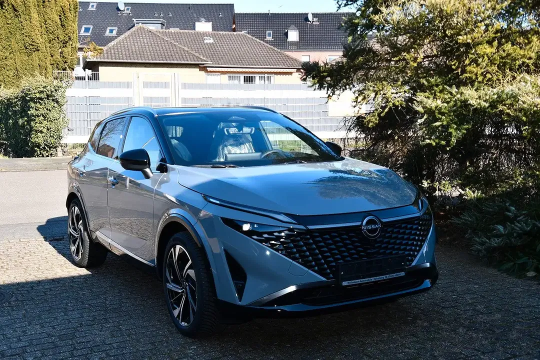 Nissan Qashqai - Thumbnail 2