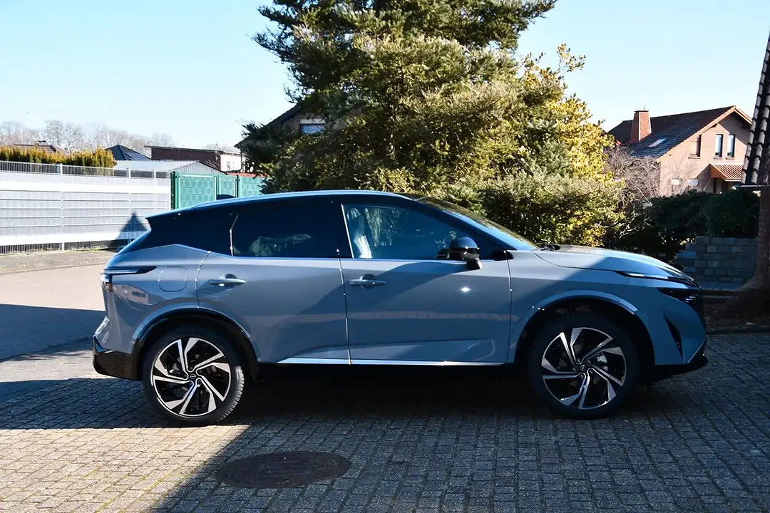 Nissan Qashqai - Thumbnail 4