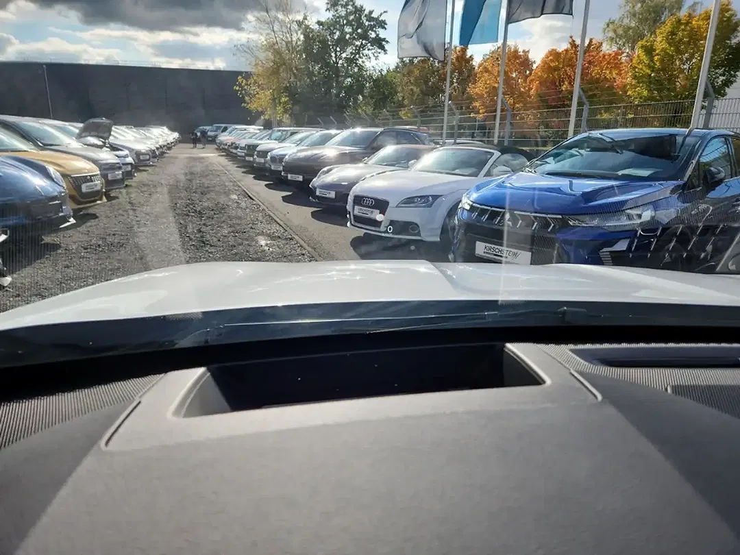 Mitsubishi Outlander - Thumbnail 14