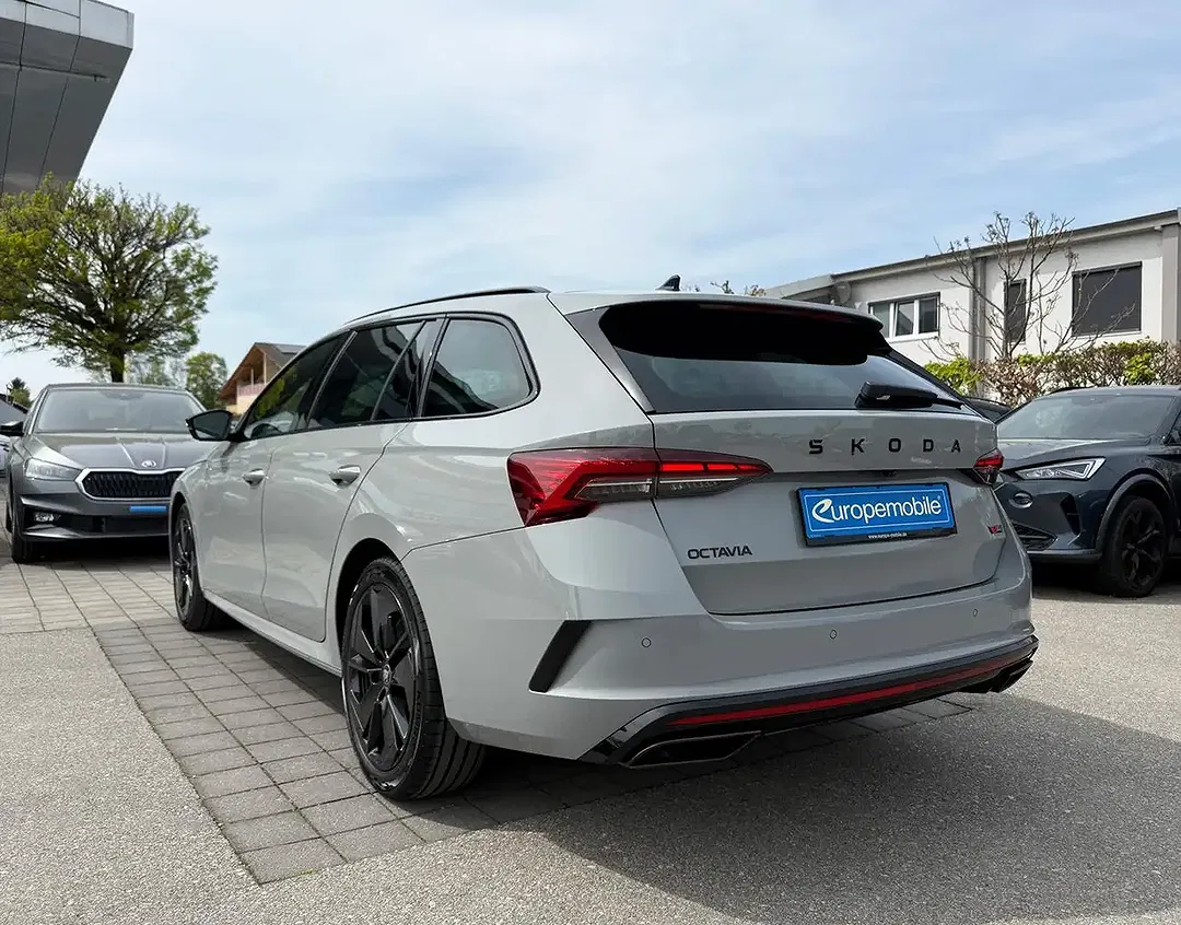 Skoda Octavia - Thumbnail 7