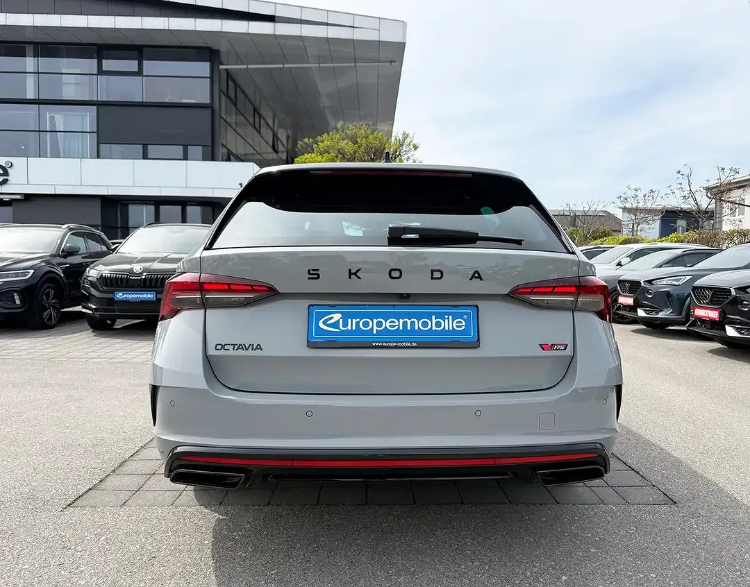 Skoda Octavia - Thumbnail 8