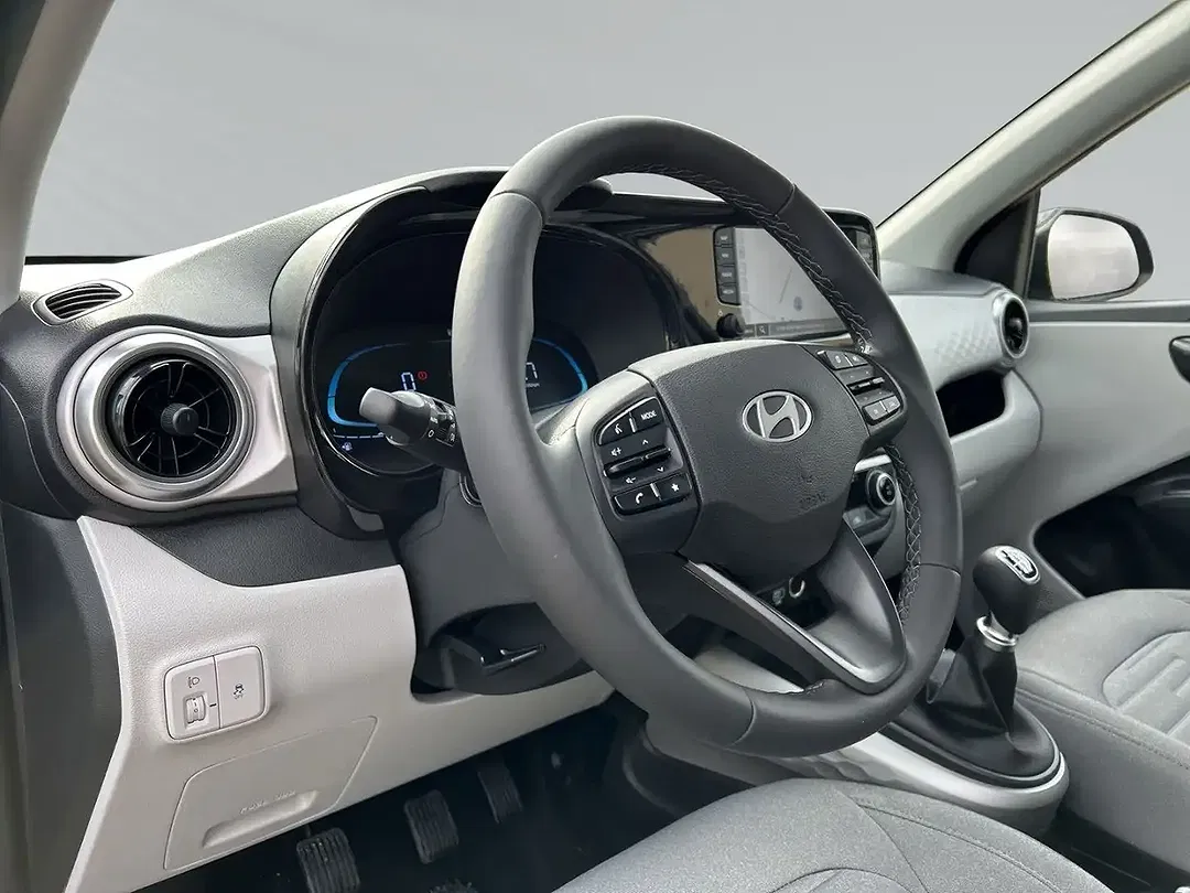 Hyundai i10 - Thumbnail 9