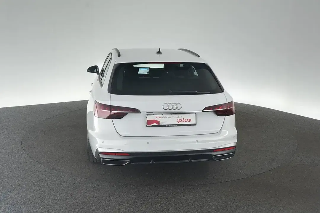 Audi A4 - Thumbnail 4