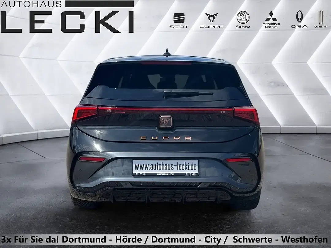 CUPRA Born - Thumbnail 5