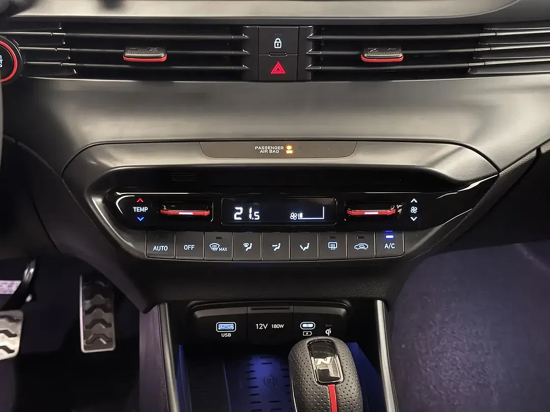 Hyundai i20 - Thumbnail 11