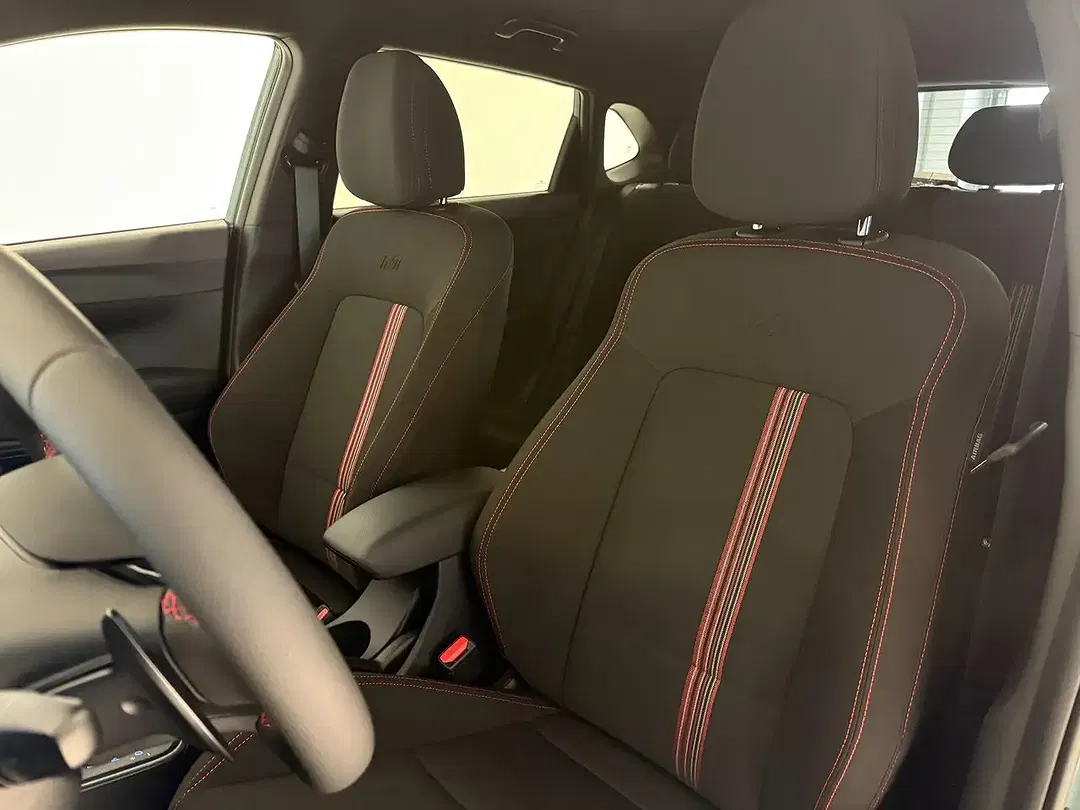 Hyundai i20 - Thumbnail 8