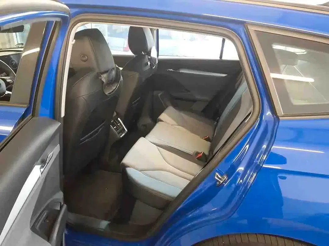 Skoda Enyaq - Thumbnail 6