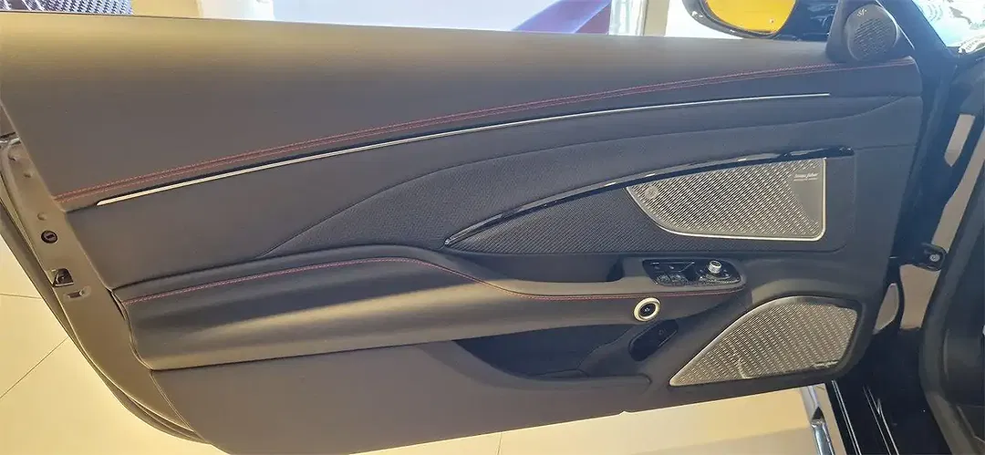 Maserati GranCabrio - Thumbnail 11