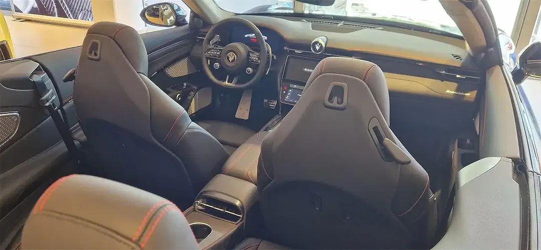 Maserati GranCabrio - Thumbnail 14