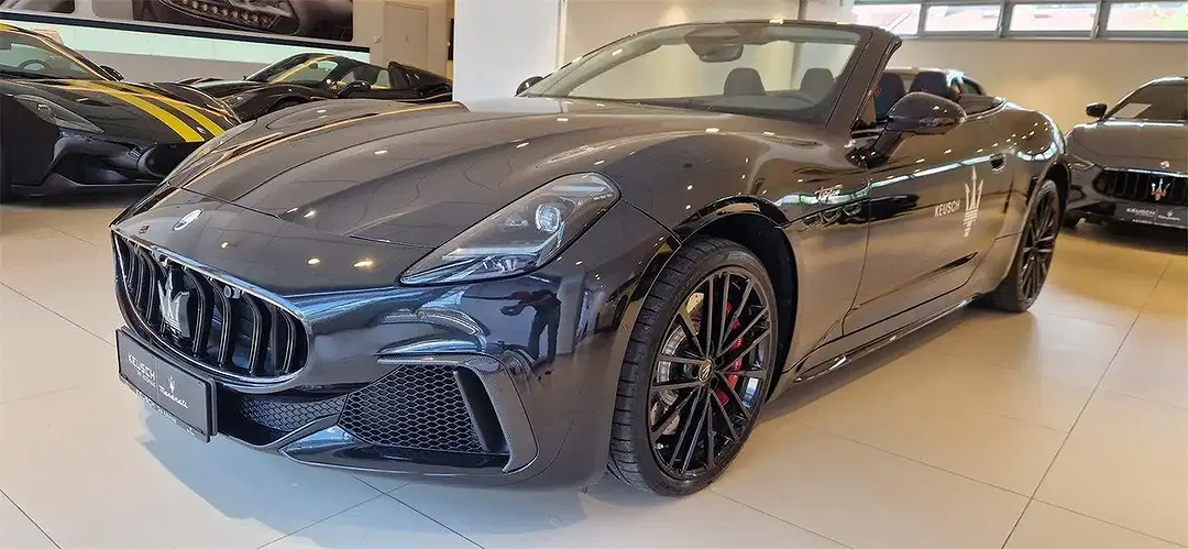 Maserati GranCabrio - Thumbnail 2