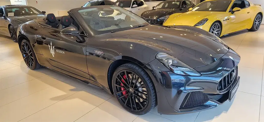 Maserati GranCabrio - Thumbnail 8