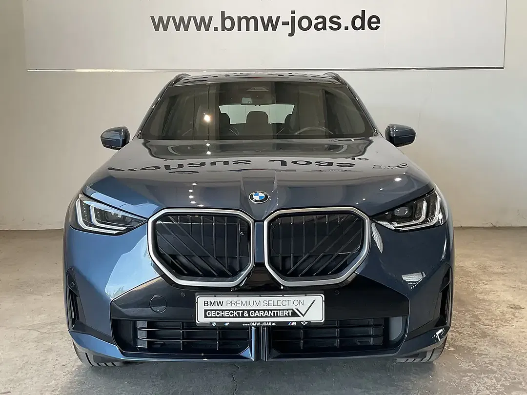 BMW X3 - Thumbnail 2