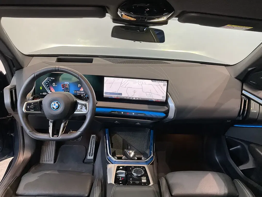 BMW X3 - Thumbnail 3