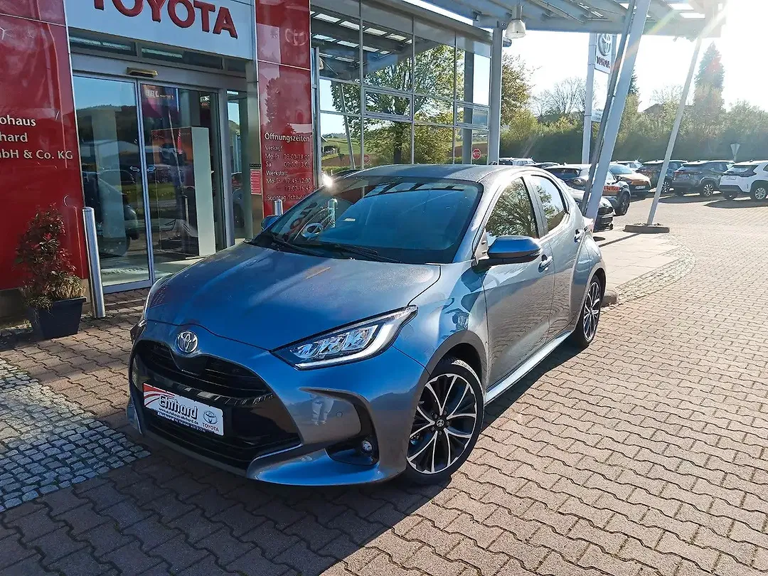 Toyota Yaris - Thumbnail 1