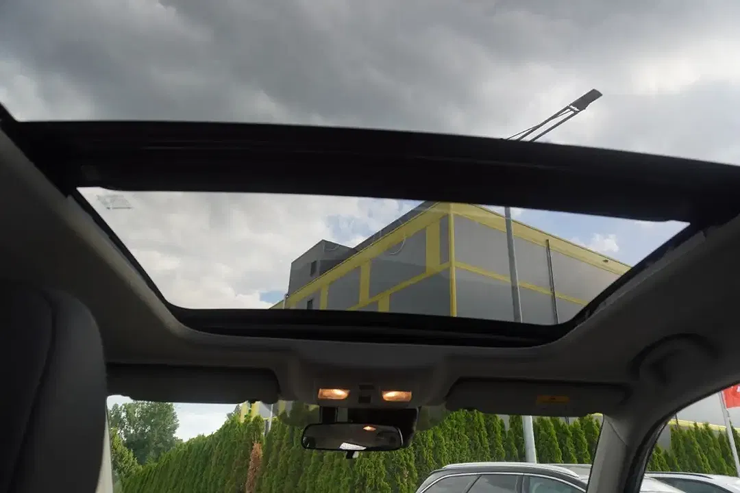 Suzuki Vitara - Thumbnail 11