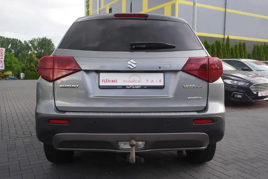 Suzuki Vitara - Thumbnail 3
