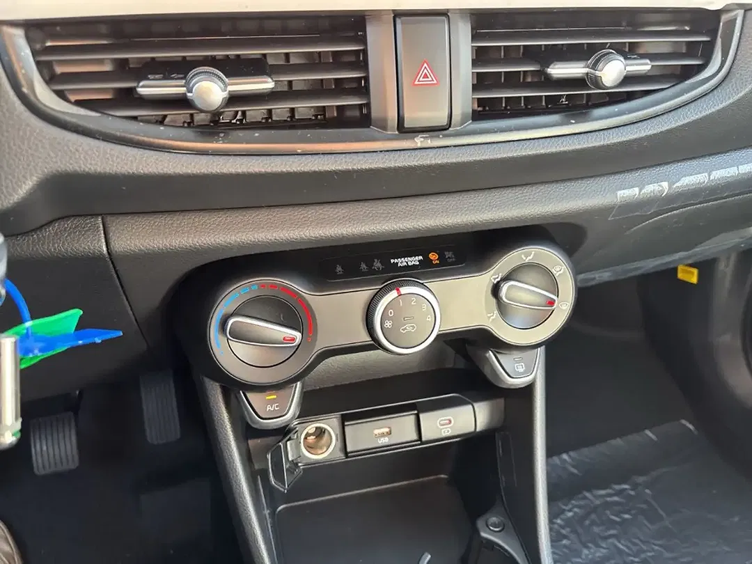 Kia Picanto - Thumbnail 15
