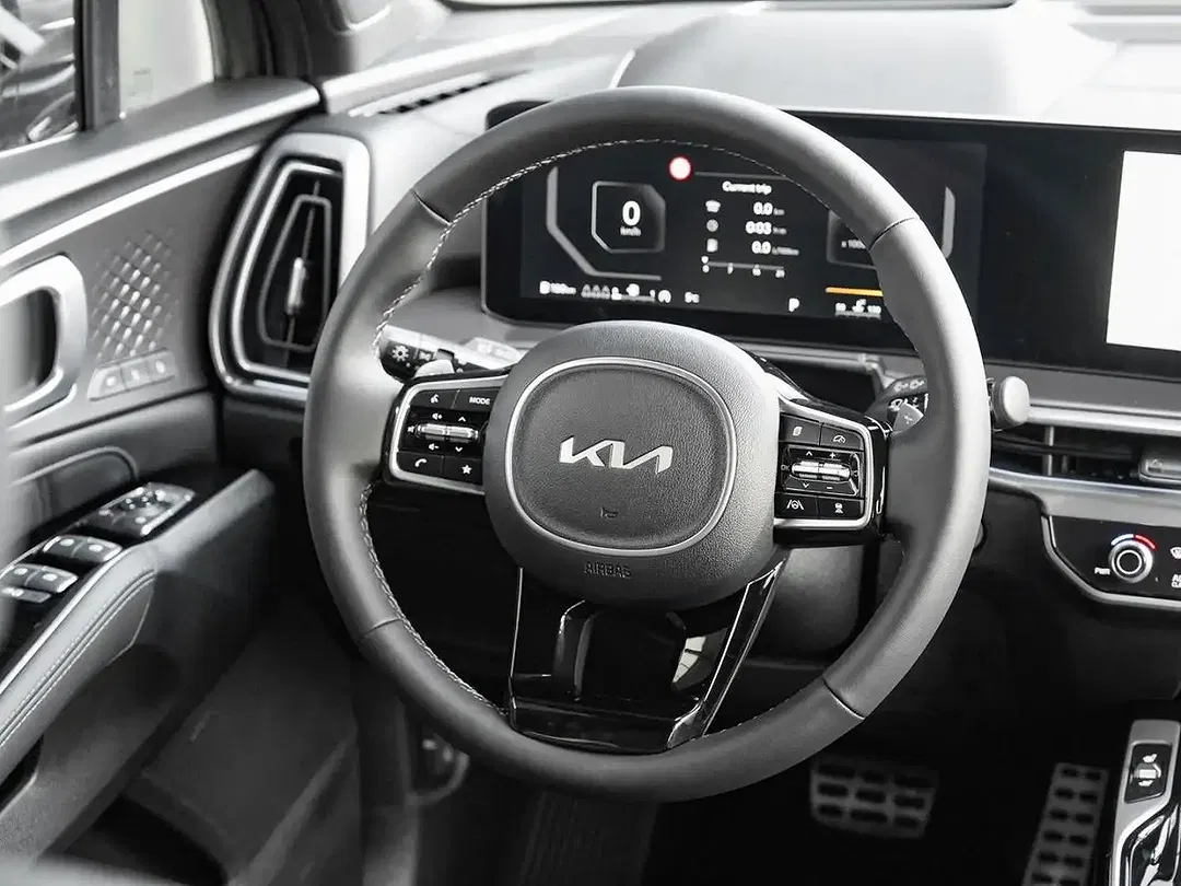 Kia Sorento - Thumbnail 8
