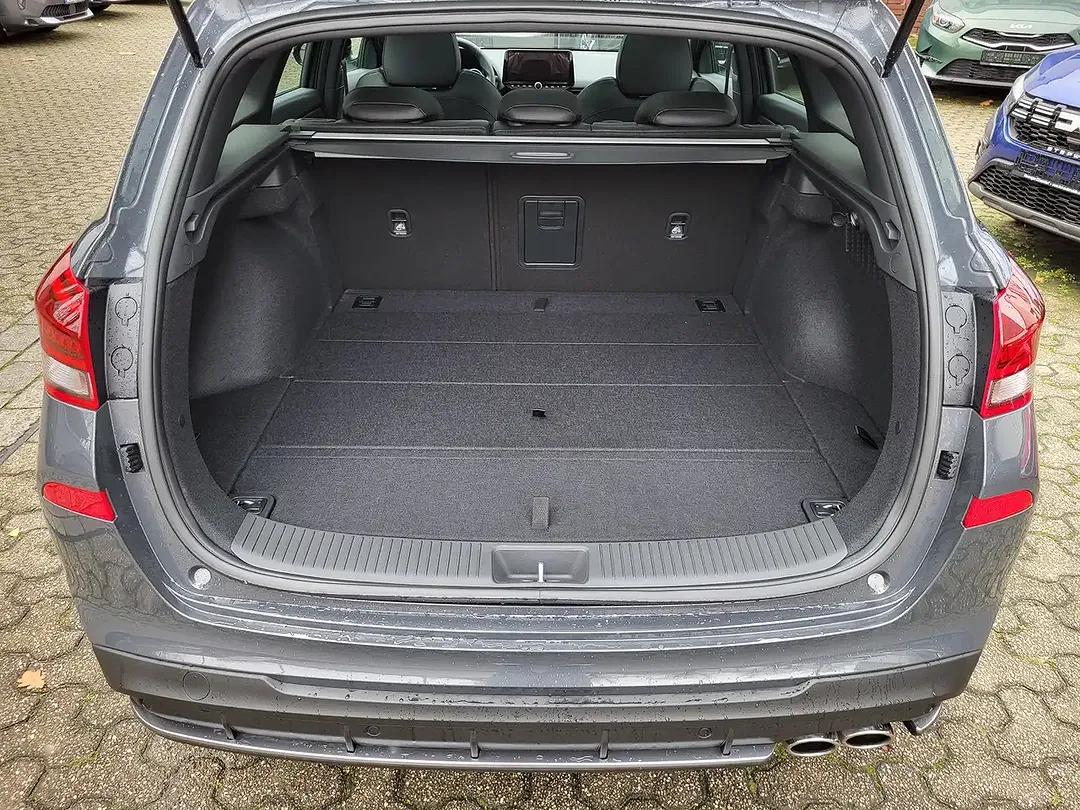 Hyundai i30 - Thumbnail 11