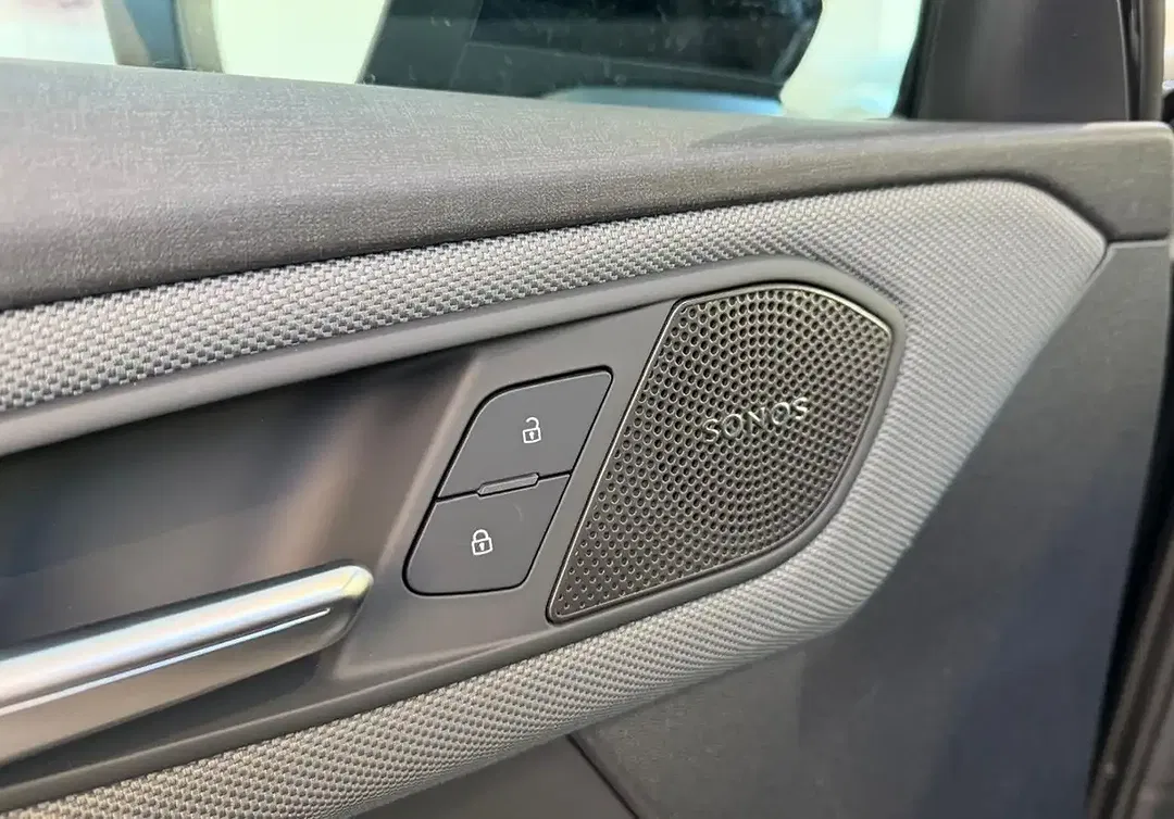 Audi Q3 - Thumbnail 8