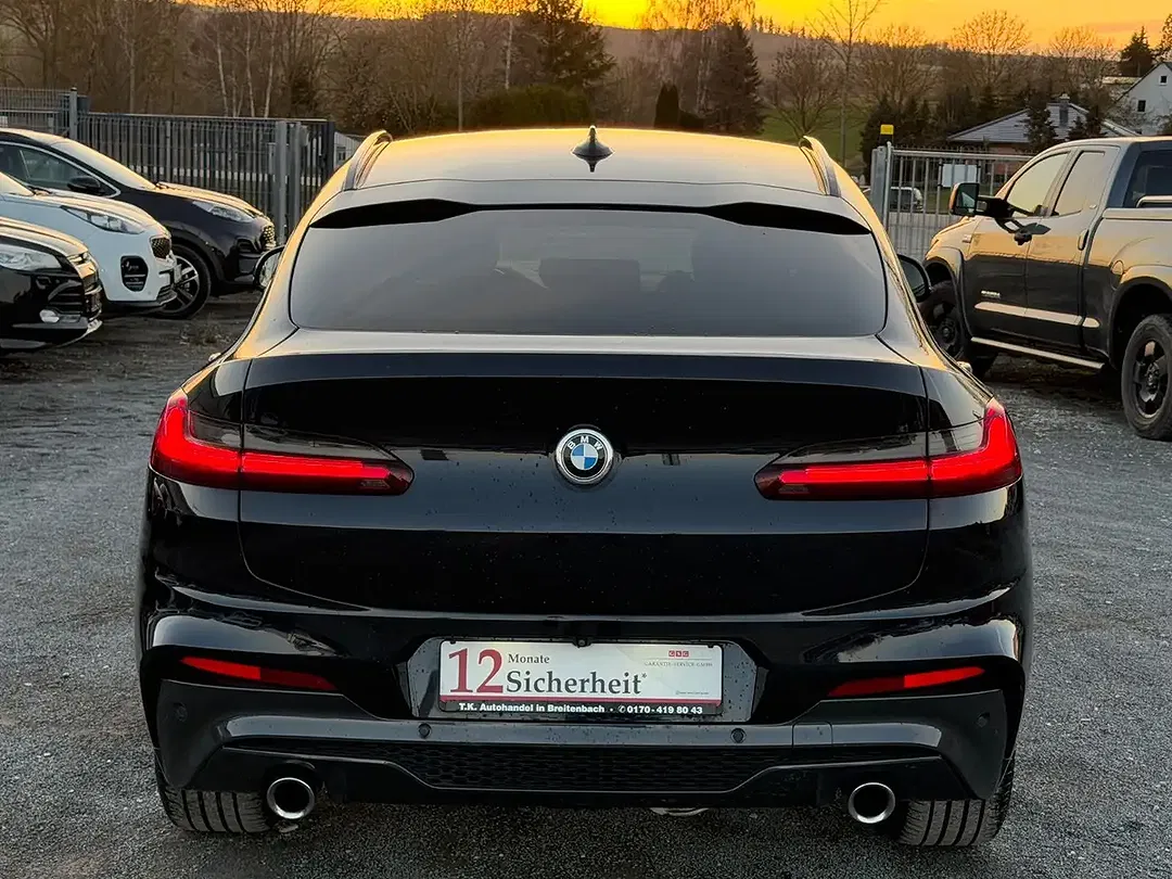 BMW X4 - Thumbnail 4