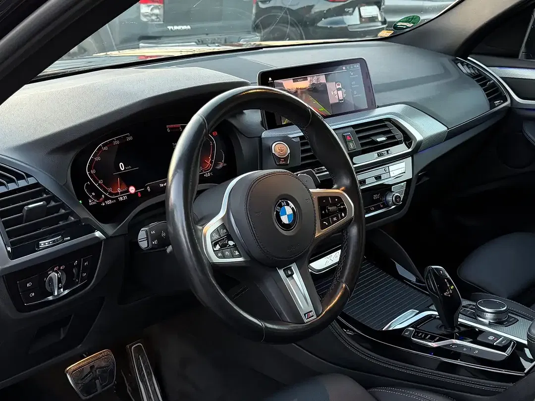 BMW X4 - Thumbnail 5