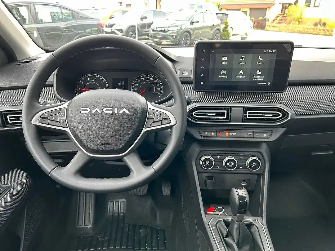 Dacia Logan - Thumbnail 12