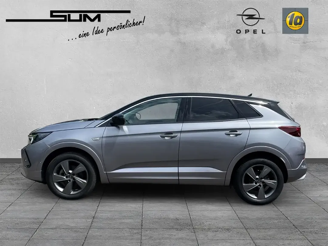 Opel Grandland - Thumbnail 2