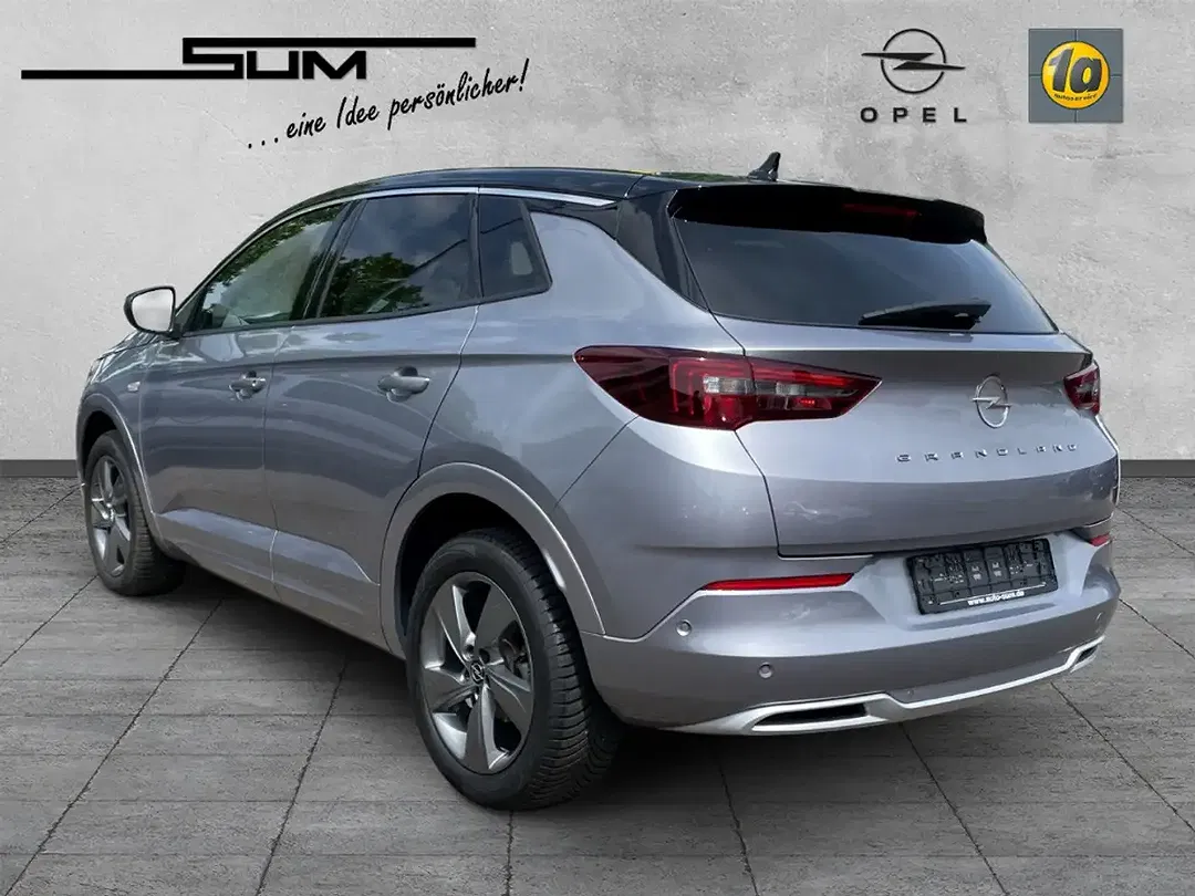 Opel Grandland - Thumbnail 3