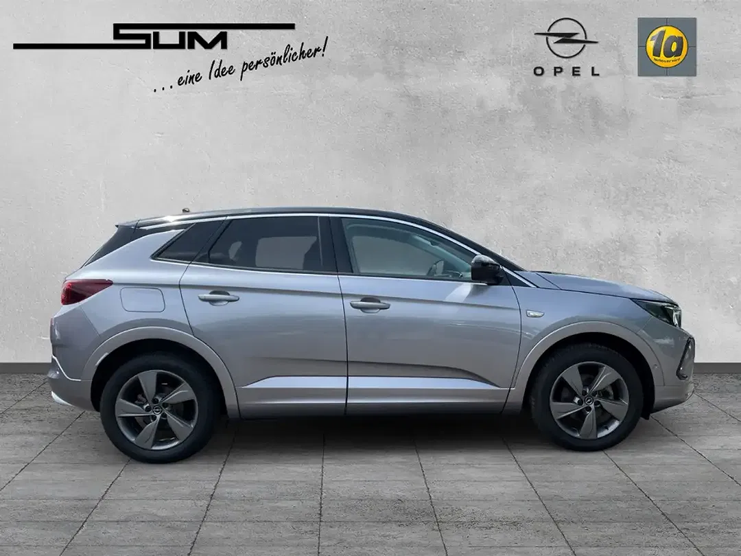 Opel Grandland - Thumbnail 8