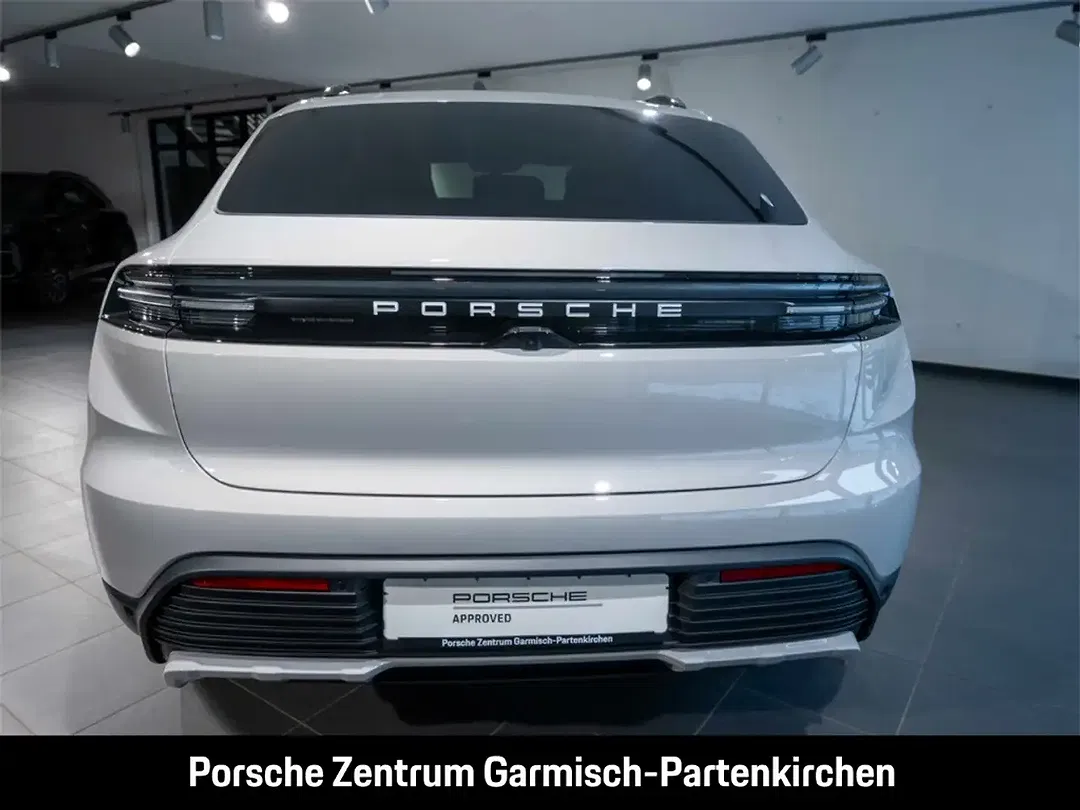 Porsche Macan - Thumbnail 5