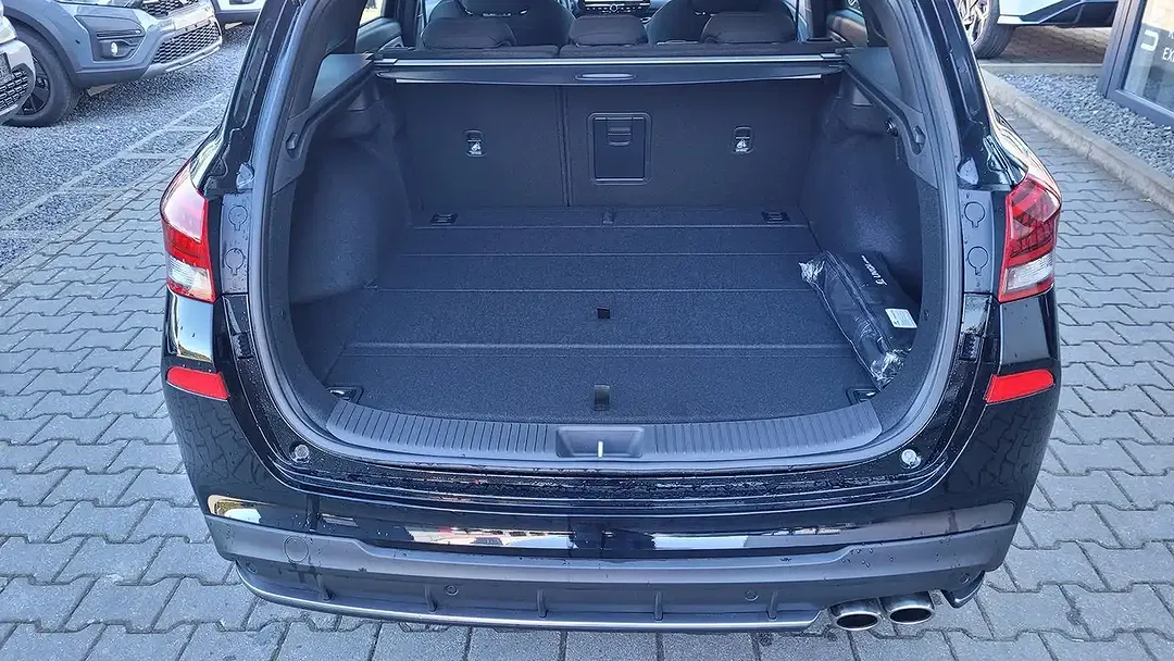 Hyundai i30 - Thumbnail 19