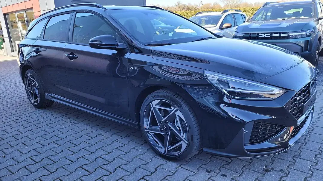 Hyundai i30 - Thumbnail 3