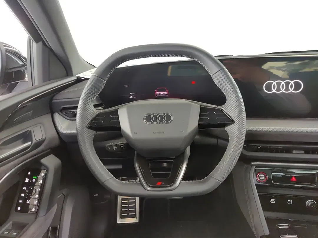 Audi SQ5 - Thumbnail 11