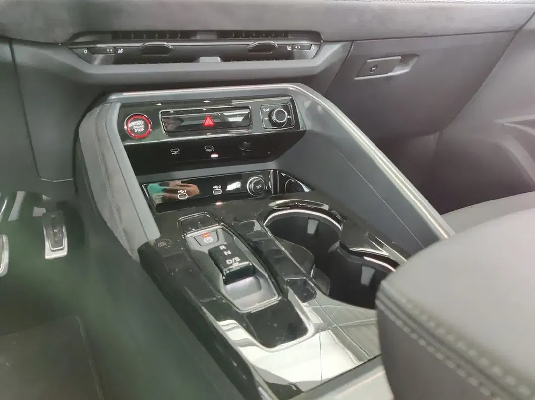 Audi SQ5 - Thumbnail 13