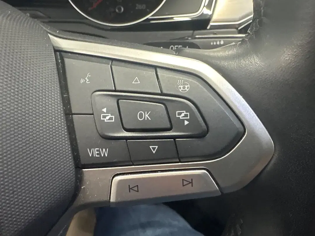 Volkswagen Passat Variant - Thumbnail 10