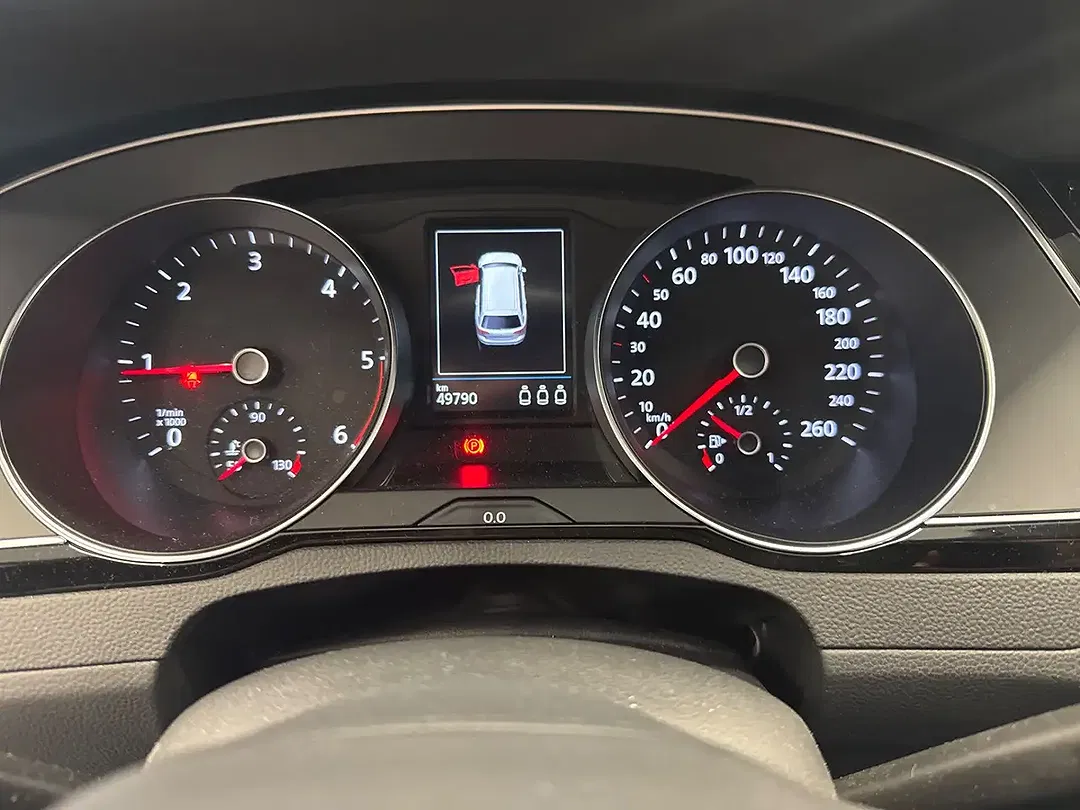 Volkswagen Passat Variant - Thumbnail 11
