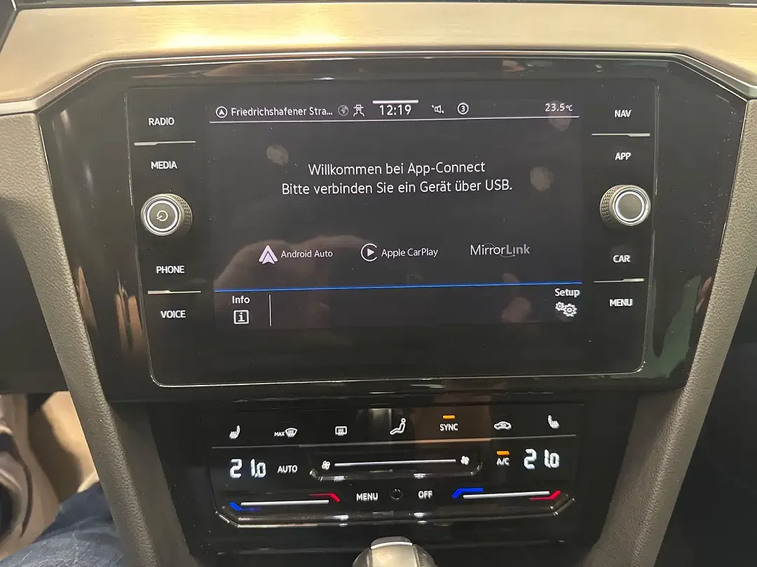 Volkswagen Passat Variant - Thumbnail 12